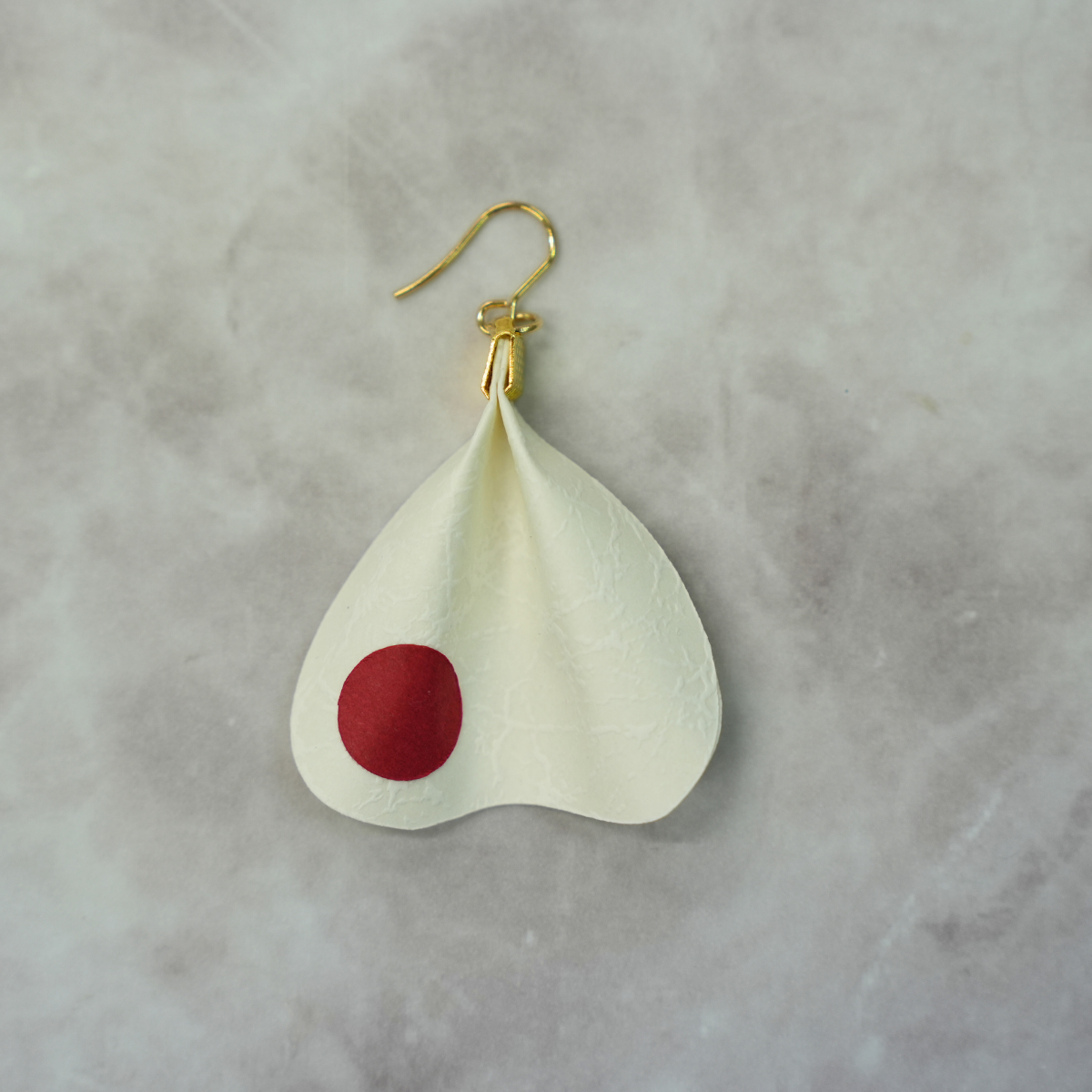 国旗シリーズ花びらピアス＆イヤリング（片耳）